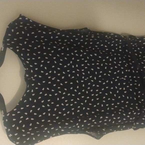 NWOT - Beautiful navy blue and white Charter house dress. A line cut. - Picture 9 of 9